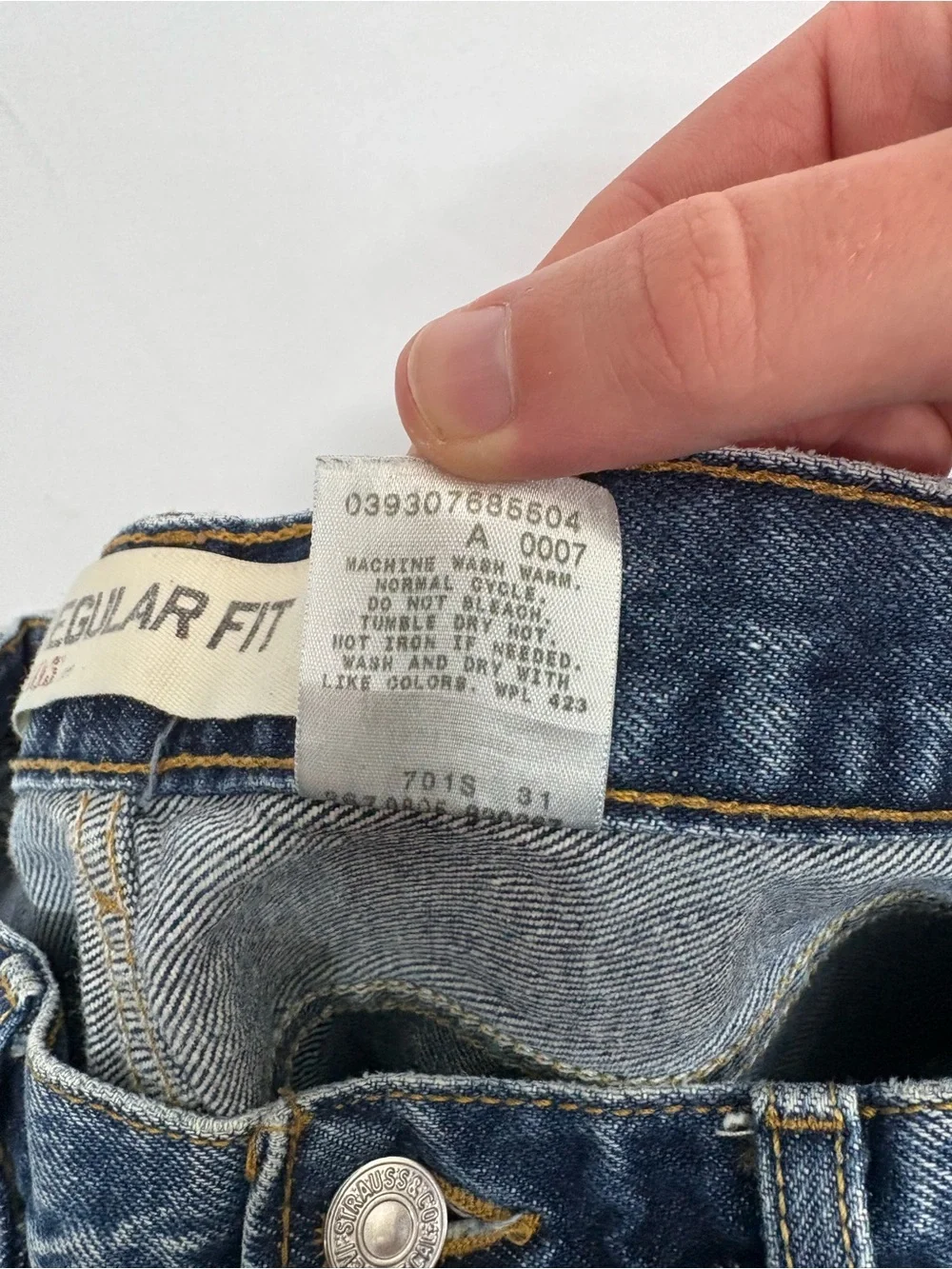 Y2K Levi’s 505 Regular Fit Jeans Men's 34x30 Blue Denim Straight Fit 2007